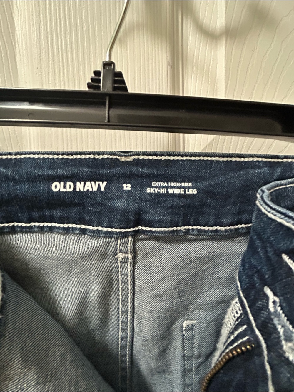 Old Navy Wide Leg Jeans - Dark Blue Wash - Picture 3 of 5